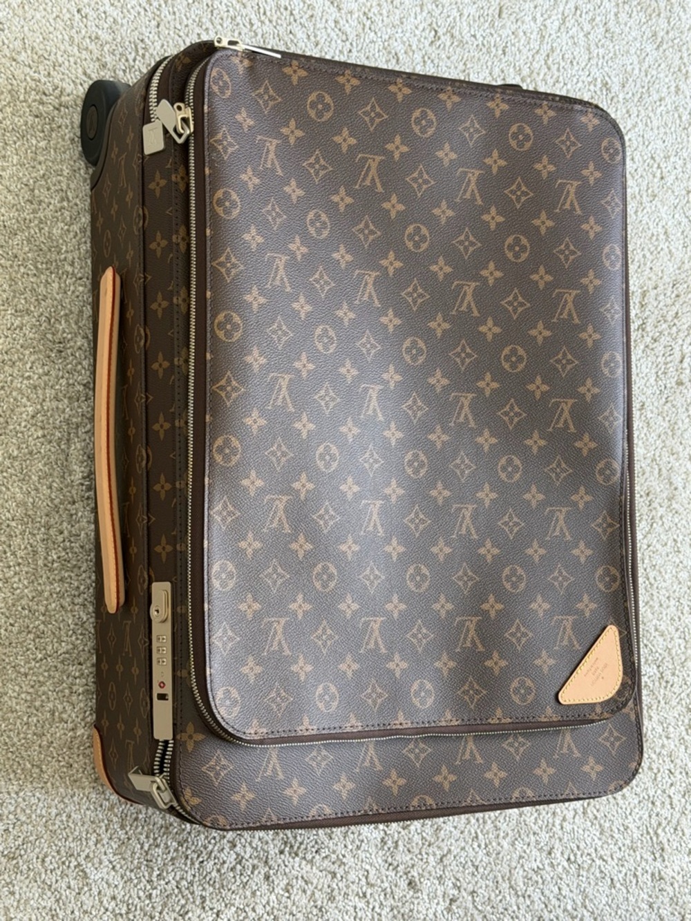 Louis Vuitton Rolling Luggage